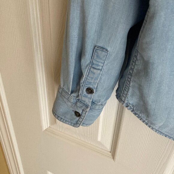 Chaps Denim Shirt Sz. Large - Picture 3 of 5